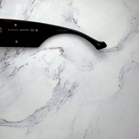 New Gucci Sunglasses - Picture 8 of 16